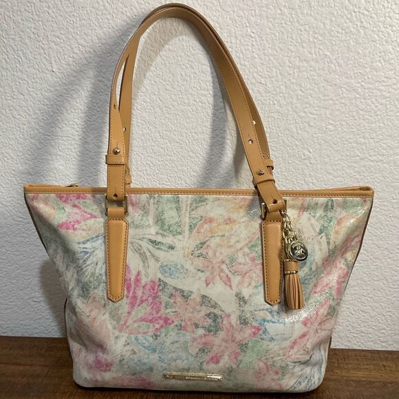 Brahmin Handbags - BRAHMIN CREME TALITHA MEDIUM ASHER TOTE LIKE NEW